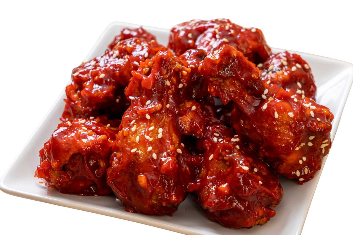 Ganjang Chicken Wings (6 PCS)